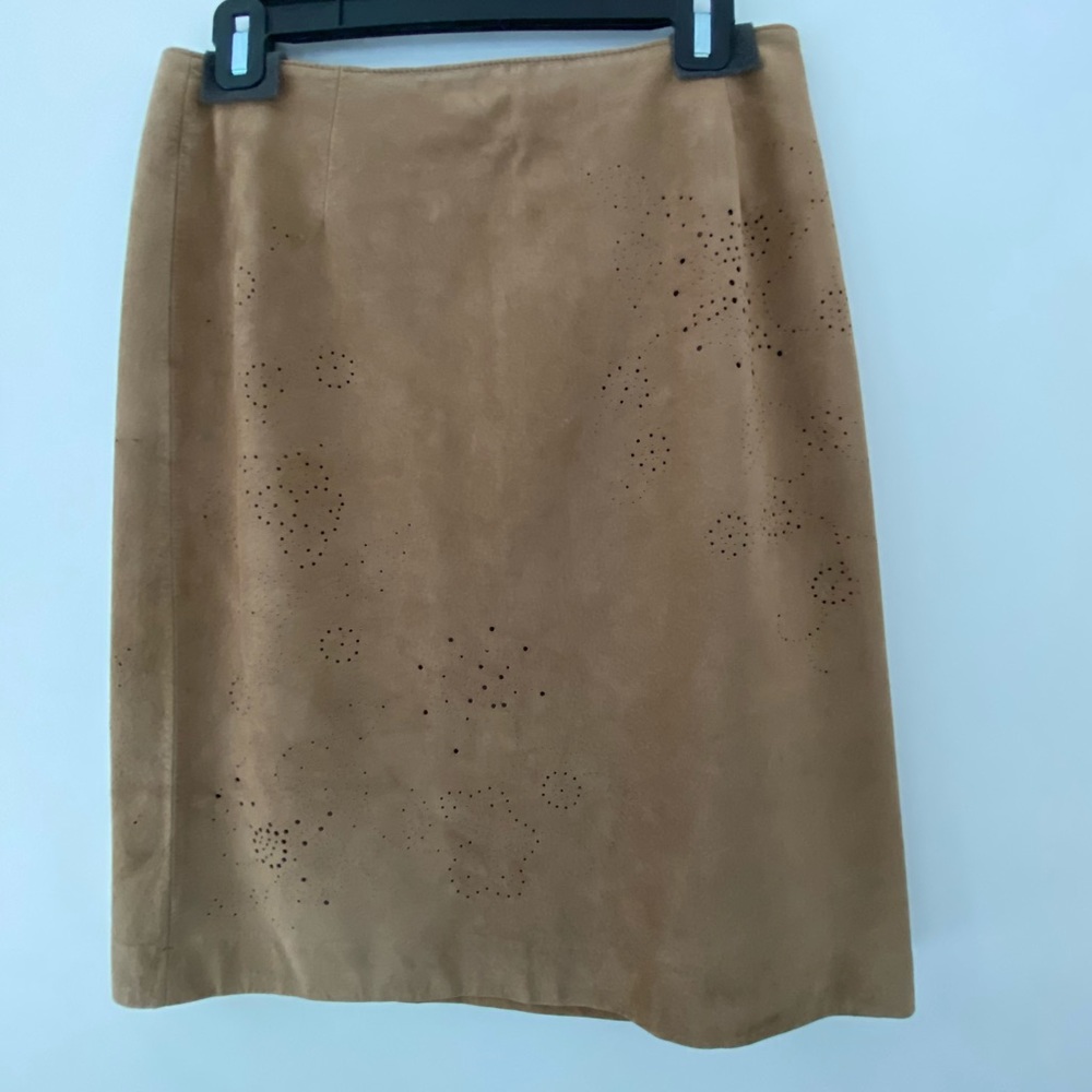 Ann Taylor Leather/Suede Tan Skirt with dot cut out details, Size 6